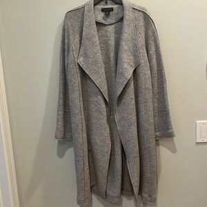 Tahari Women’s open front coat cardigan. Size large